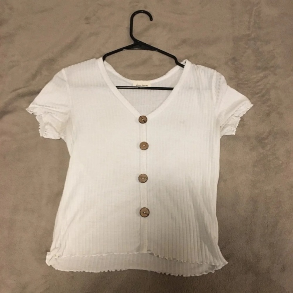 White crop top